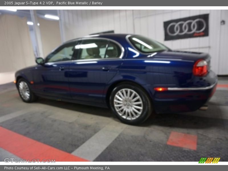 Pacific Blue Metallic / Barley 2005 Jaguar S-Type 4.2 VDP