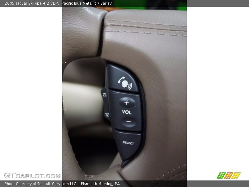 Pacific Blue Metallic / Barley 2005 Jaguar S-Type 4.2 VDP