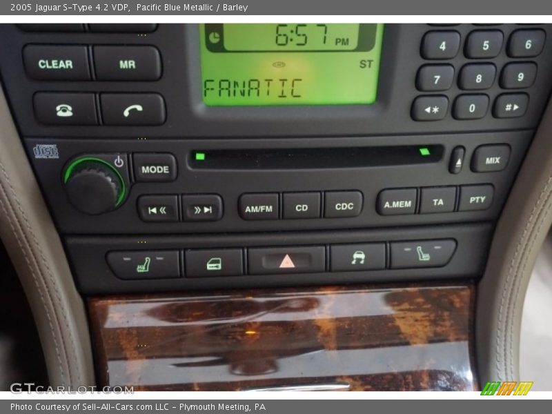 Pacific Blue Metallic / Barley 2005 Jaguar S-Type 4.2 VDP