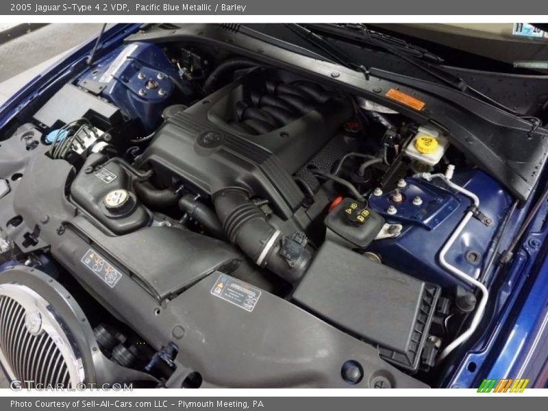 Pacific Blue Metallic / Barley 2005 Jaguar S-Type 4.2 VDP