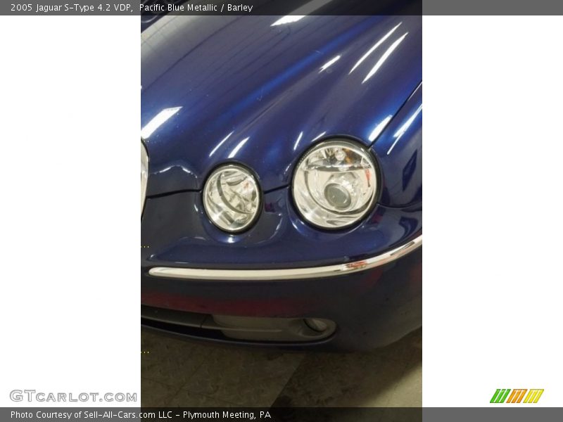 Pacific Blue Metallic / Barley 2005 Jaguar S-Type 4.2 VDP