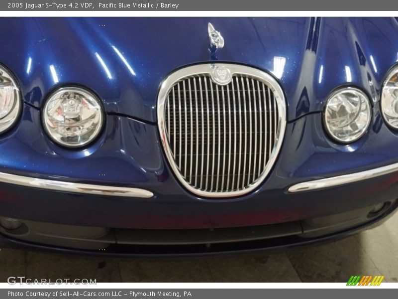 Pacific Blue Metallic / Barley 2005 Jaguar S-Type 4.2 VDP