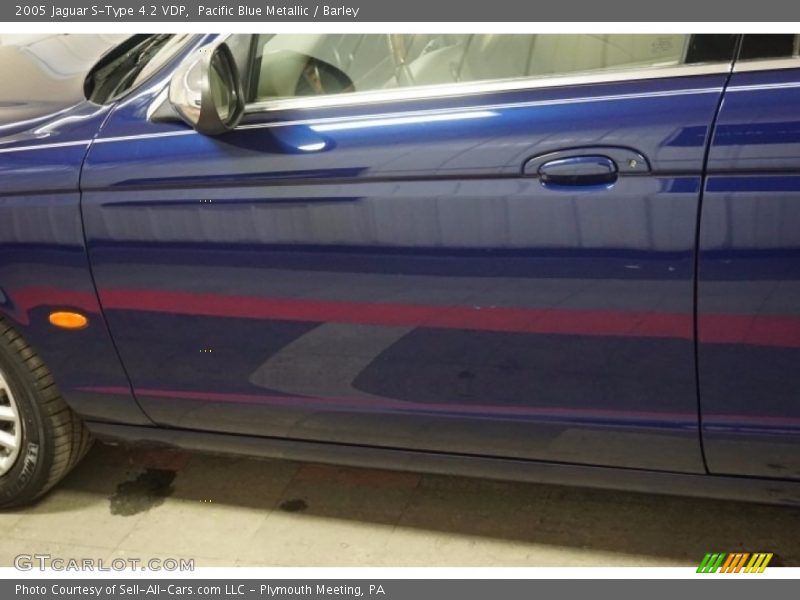 Pacific Blue Metallic / Barley 2005 Jaguar S-Type 4.2 VDP