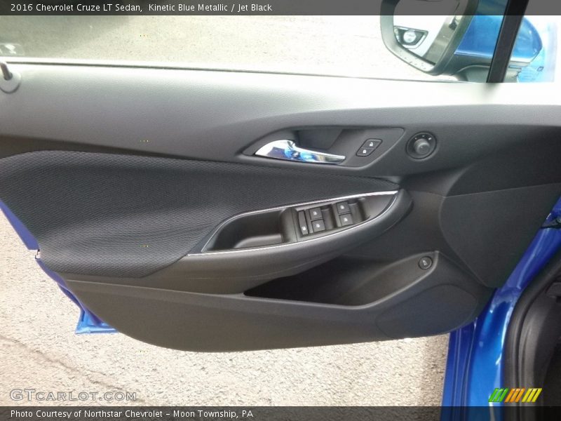 Kinetic Blue Metallic / Jet Black 2016 Chevrolet Cruze LT Sedan