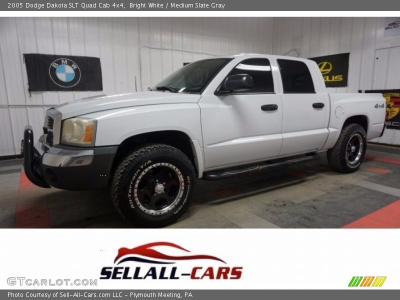Bright White / Medium Slate Gray 2005 Dodge Dakota SLT Quad Cab 4x4