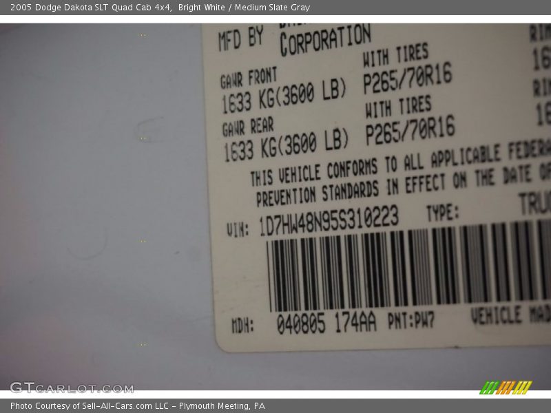 Bright White / Medium Slate Gray 2005 Dodge Dakota SLT Quad Cab 4x4