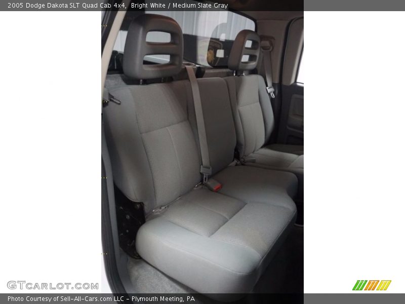 Bright White / Medium Slate Gray 2005 Dodge Dakota SLT Quad Cab 4x4