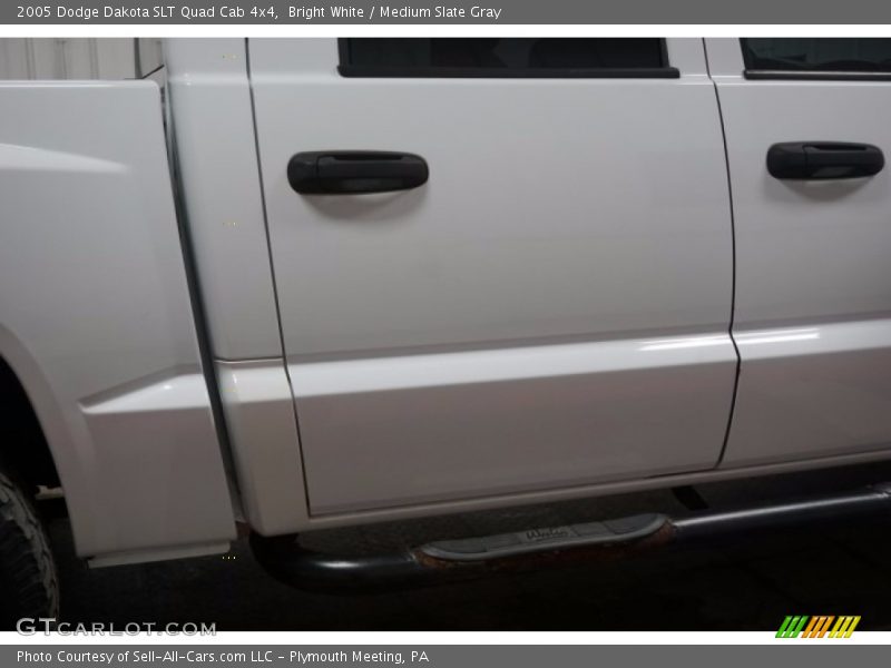 Bright White / Medium Slate Gray 2005 Dodge Dakota SLT Quad Cab 4x4
