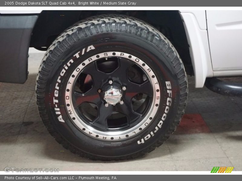 Bright White / Medium Slate Gray 2005 Dodge Dakota SLT Quad Cab 4x4