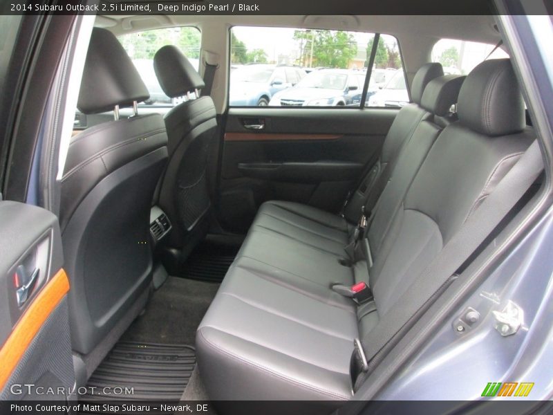 Deep Indigo Pearl / Black 2014 Subaru Outback 2.5i Limited