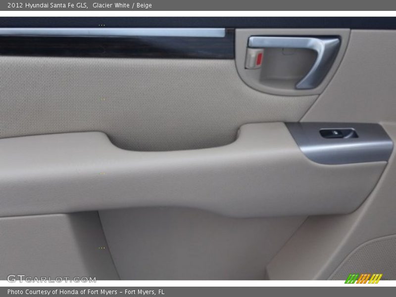 Glacier White / Beige 2012 Hyundai Santa Fe GLS