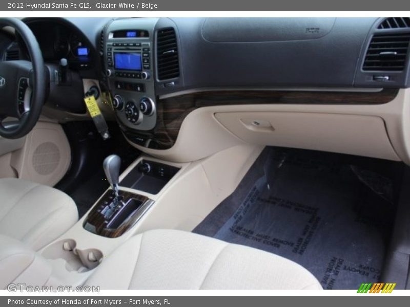 Glacier White / Beige 2012 Hyundai Santa Fe GLS