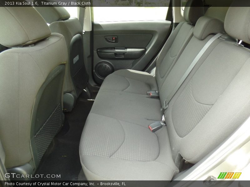 Titanium Gray / Black Cloth 2013 Kia Soul 1.6