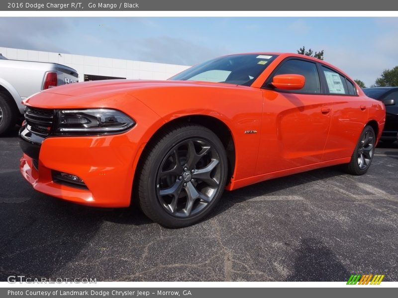 Go Mango / Black 2016 Dodge Charger R/T