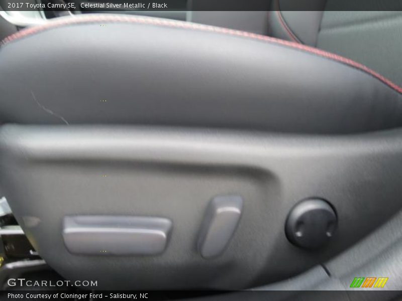 Celestial Silver Metallic / Black 2017 Toyota Camry SE