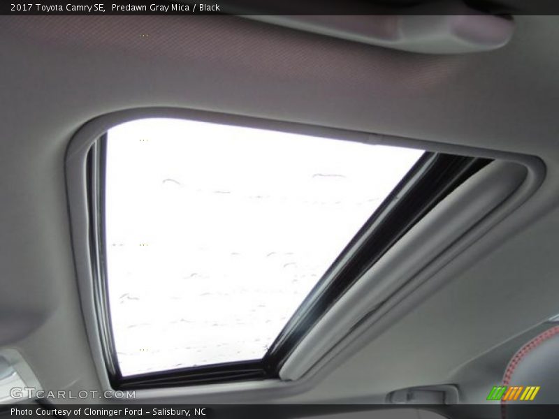 Predawn Gray Mica / Black 2017 Toyota Camry SE