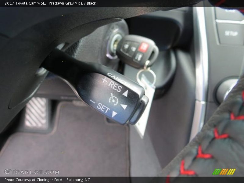 Predawn Gray Mica / Black 2017 Toyota Camry SE