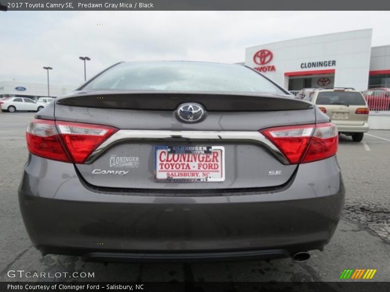 Predawn Gray Mica / Black 2017 Toyota Camry SE