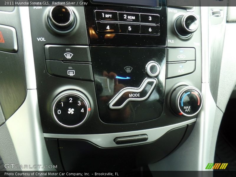 Radiant Silver / Gray 2011 Hyundai Sonata GLS