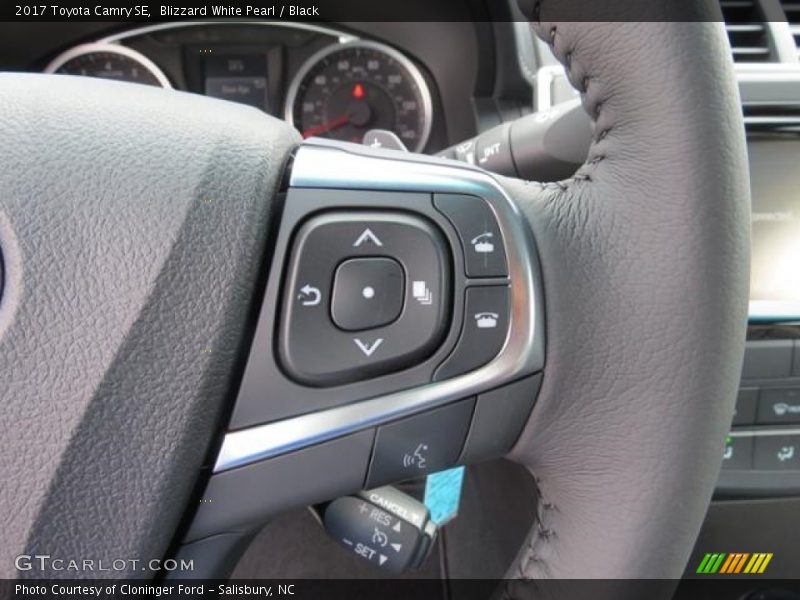 Controls of 2017 Camry SE