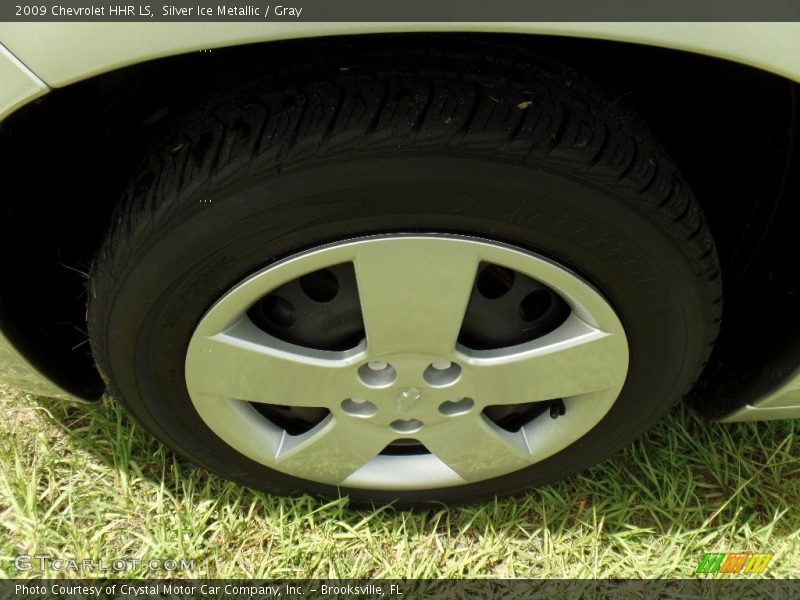 Silver Ice Metallic / Gray 2009 Chevrolet HHR LS