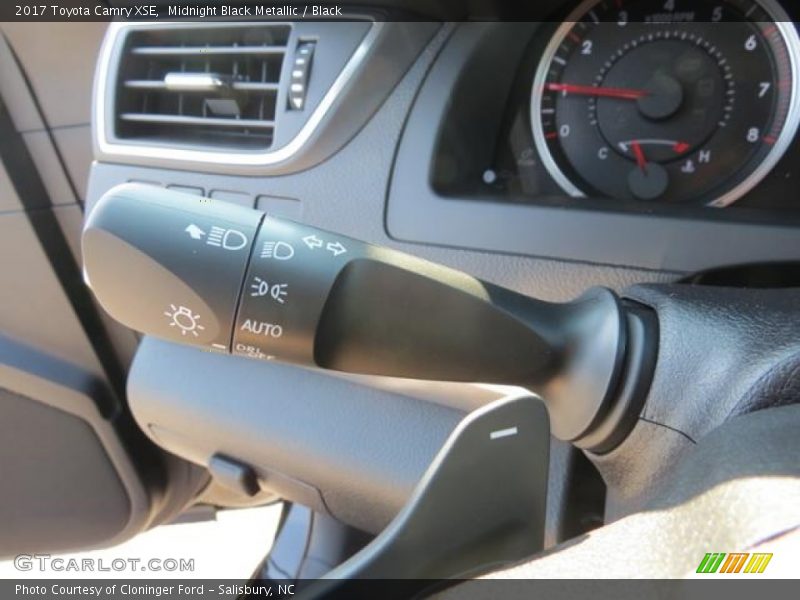 Controls of 2017 Camry XSE
