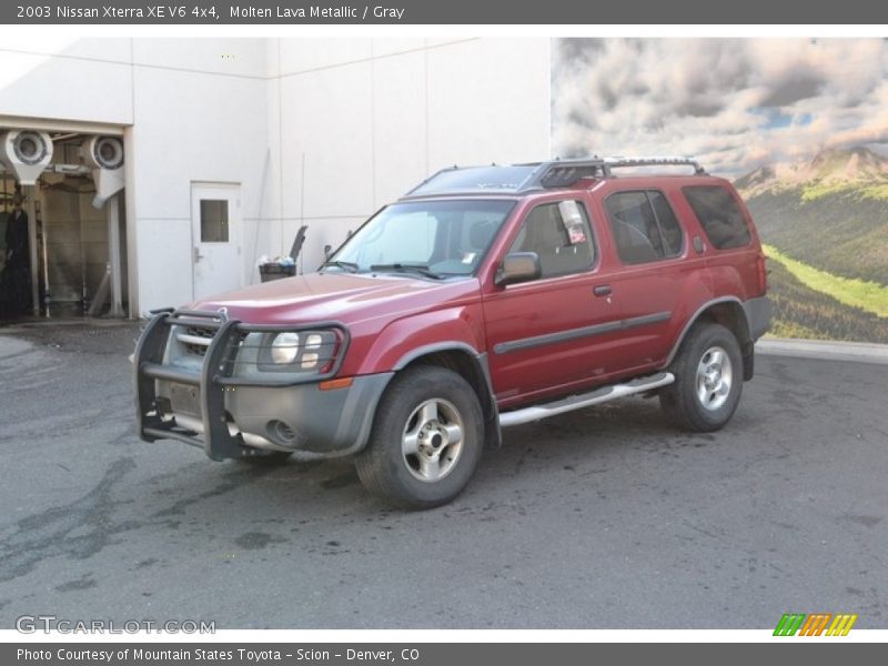 Front 3/4 View of 2003 Xterra XE V6 4x4