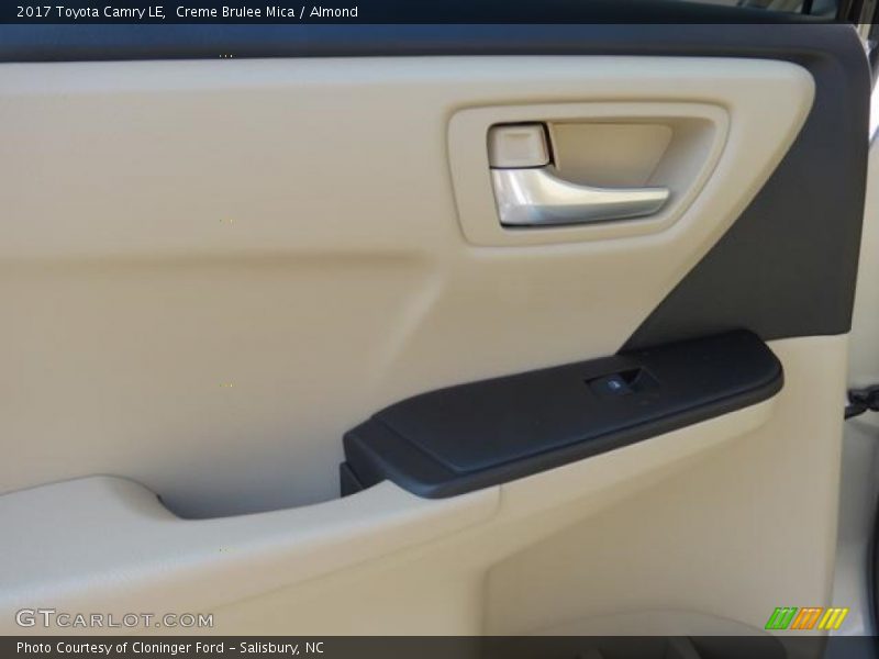 Creme Brulee Mica / Almond 2017 Toyota Camry LE