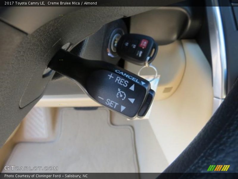 Creme Brulee Mica / Almond 2017 Toyota Camry LE
