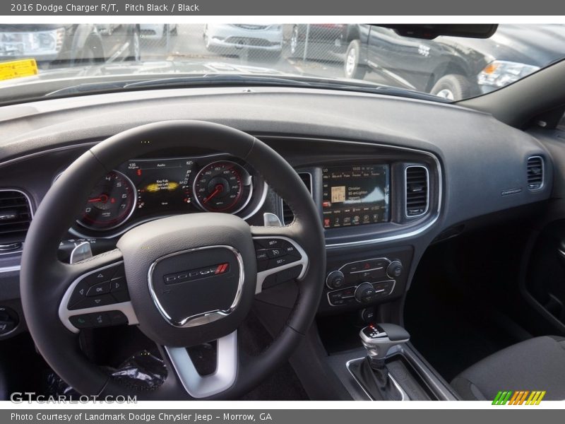 Pitch Black / Black 2016 Dodge Charger R/T