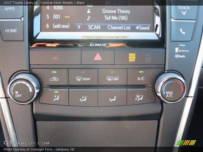 Celestial Silver Metallic / Black 2017 Toyota Camry LE