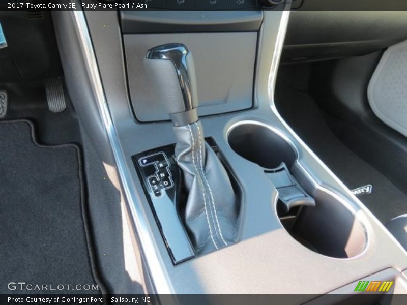 Ruby Flare Pearl / Ash 2017 Toyota Camry SE