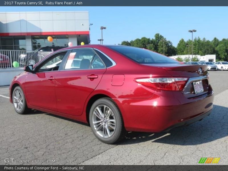 Ruby Flare Pearl / Ash 2017 Toyota Camry SE