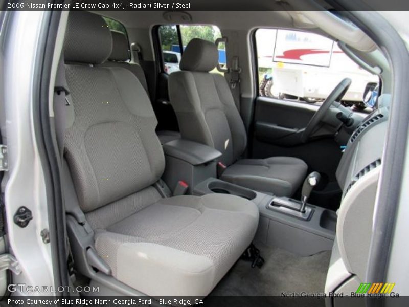Radiant Silver / Steel 2006 Nissan Frontier LE Crew Cab 4x4