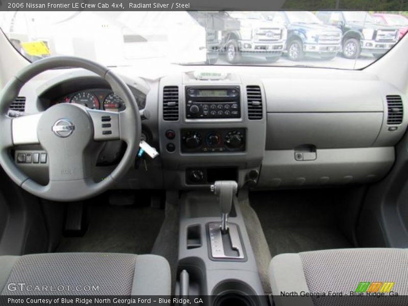 Radiant Silver / Steel 2006 Nissan Frontier LE Crew Cab 4x4