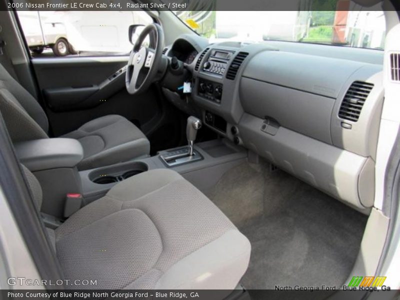 Radiant Silver / Steel 2006 Nissan Frontier LE Crew Cab 4x4