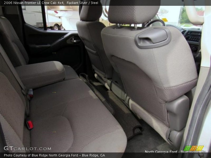 Radiant Silver / Steel 2006 Nissan Frontier LE Crew Cab 4x4