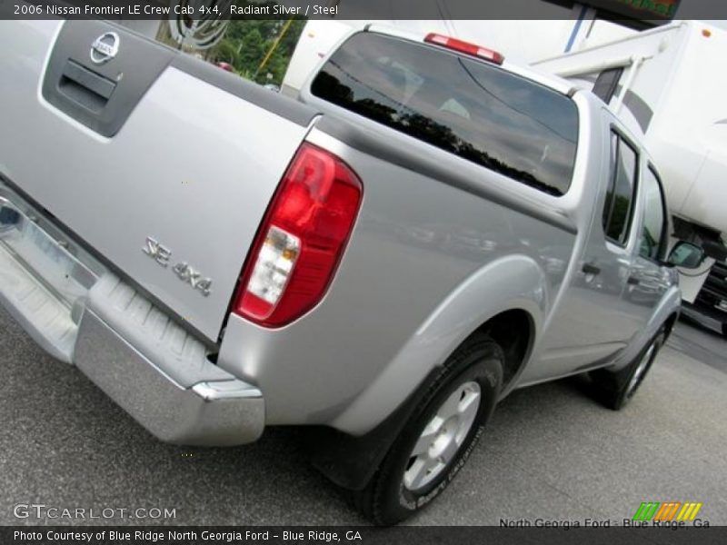 Radiant Silver / Steel 2006 Nissan Frontier LE Crew Cab 4x4