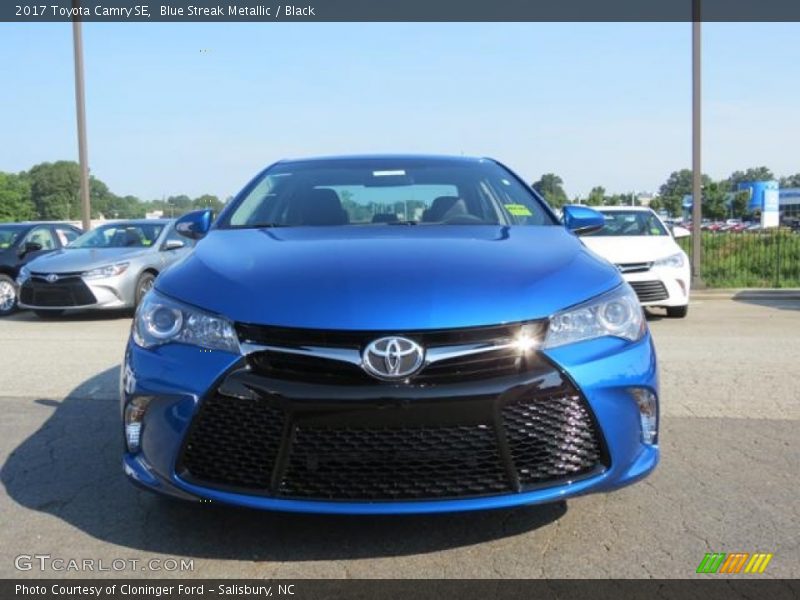 Blue Streak Metallic / Black 2017 Toyota Camry SE