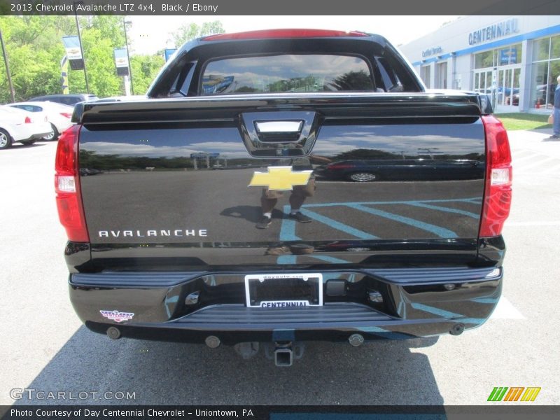 Black / Ebony 2013 Chevrolet Avalanche LTZ 4x4