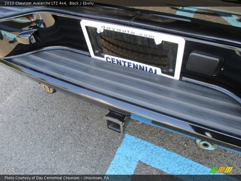 Black / Ebony 2013 Chevrolet Avalanche LTZ 4x4