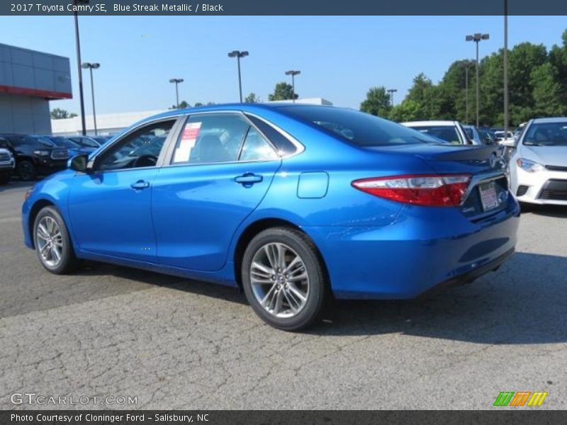  2017 Camry SE Blue Streak Metallic