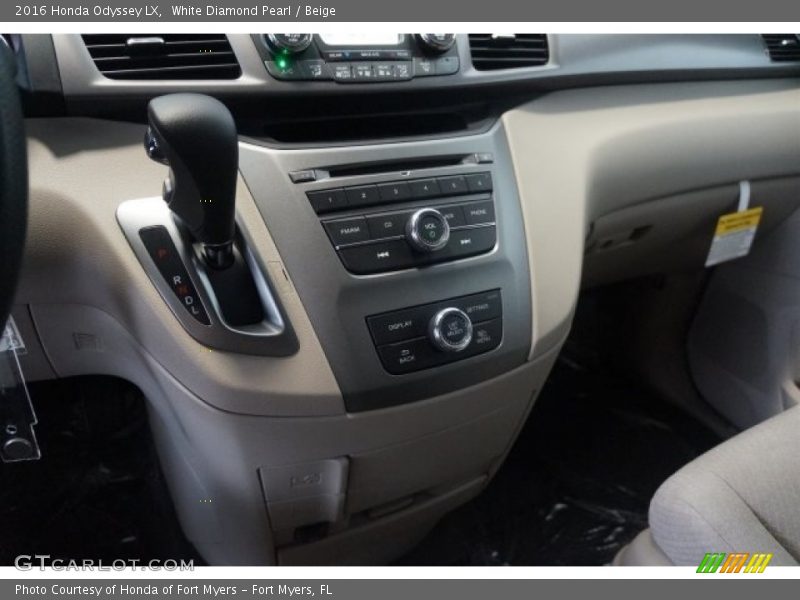 White Diamond Pearl / Beige 2016 Honda Odyssey LX