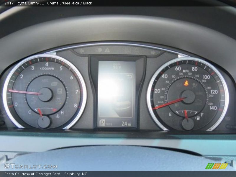 Creme Brulee Mica / Black 2017 Toyota Camry SE