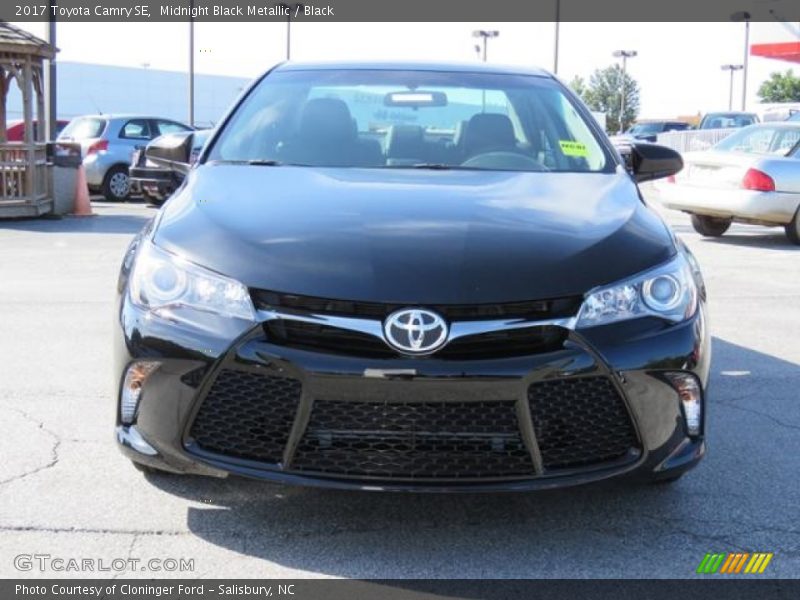 Midnight Black Metallic / Black 2017 Toyota Camry SE