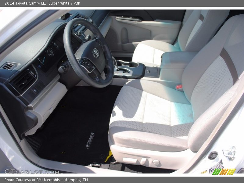 Super White / Ash 2014 Toyota Camry LE