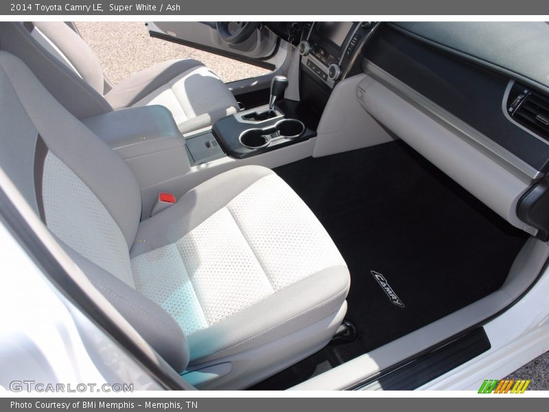 Super White / Ash 2014 Toyota Camry LE