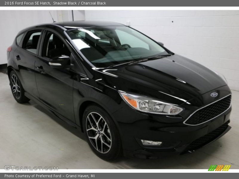 Shadow Black / Charcoal Black 2016 Ford Focus SE Hatch