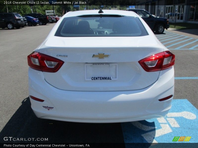 Summit White / Jet Black 2016 Chevrolet Cruze LS Sedan