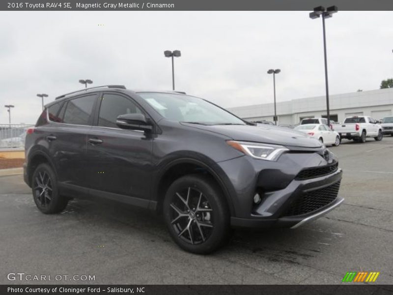 Magnetic Gray Metallic / Cinnamon 2016 Toyota RAV4 SE